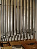  More pipes, reservoirs, and windchest.